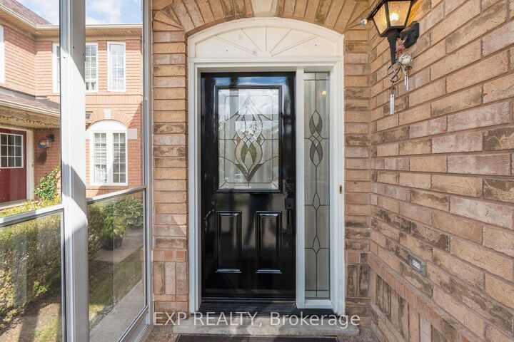 Property Photo:  7283 Bread Fruit Lane  ON L5N 8H6 