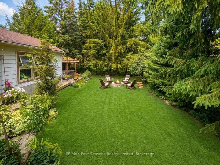 Property Photo:  50 Amaranth Street W  ON L9W 5M5 