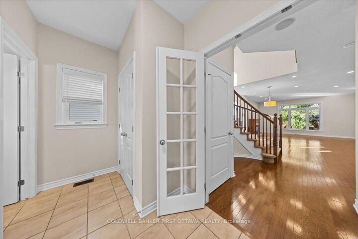 Property Photo:  2898 Findlay Creek Drive  ON K1T 0G6 