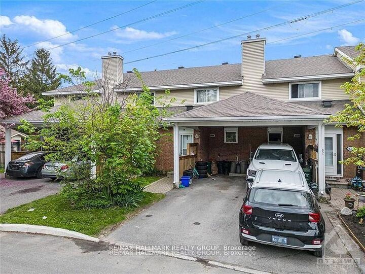 Property Photo:  84 Paddington Private -  ON K1V 0S9 