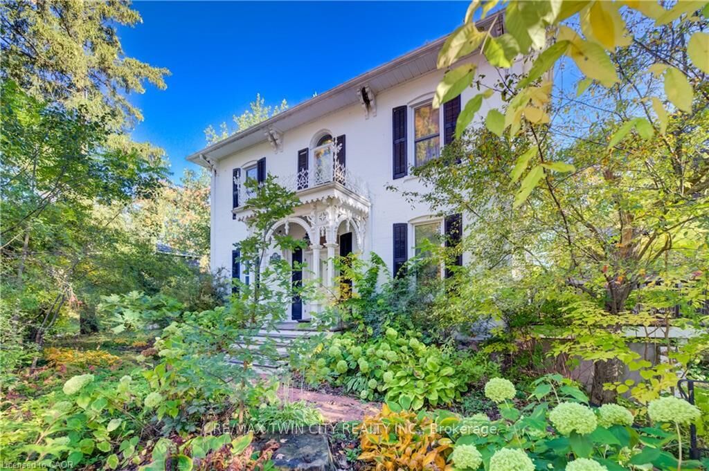Property Photo:  119 John Street  ON N0G 2W0 