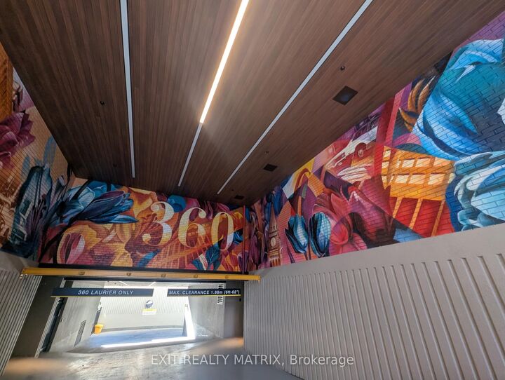 Property Photo:  360 Laurier Avenue 1109  ON K1P 1C8 