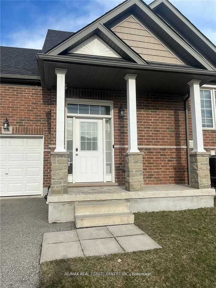 Property Photo:  196 Woodbine Avenue A  ON N2R 1Y5 
