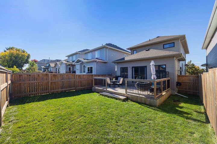 Property Photo:  133 Pauline Tom Avenue  ON K7K 0G1 