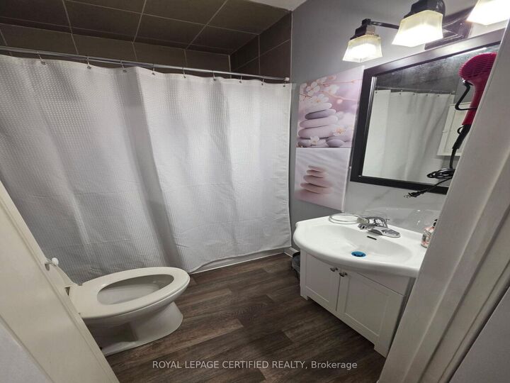 Property Photo:  1184 Janette Avenue  ON N9A 5A7 