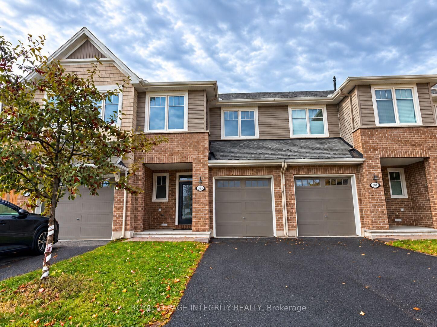 Property Photo:  383 Warmstone Drive  ON K2S 0W5 