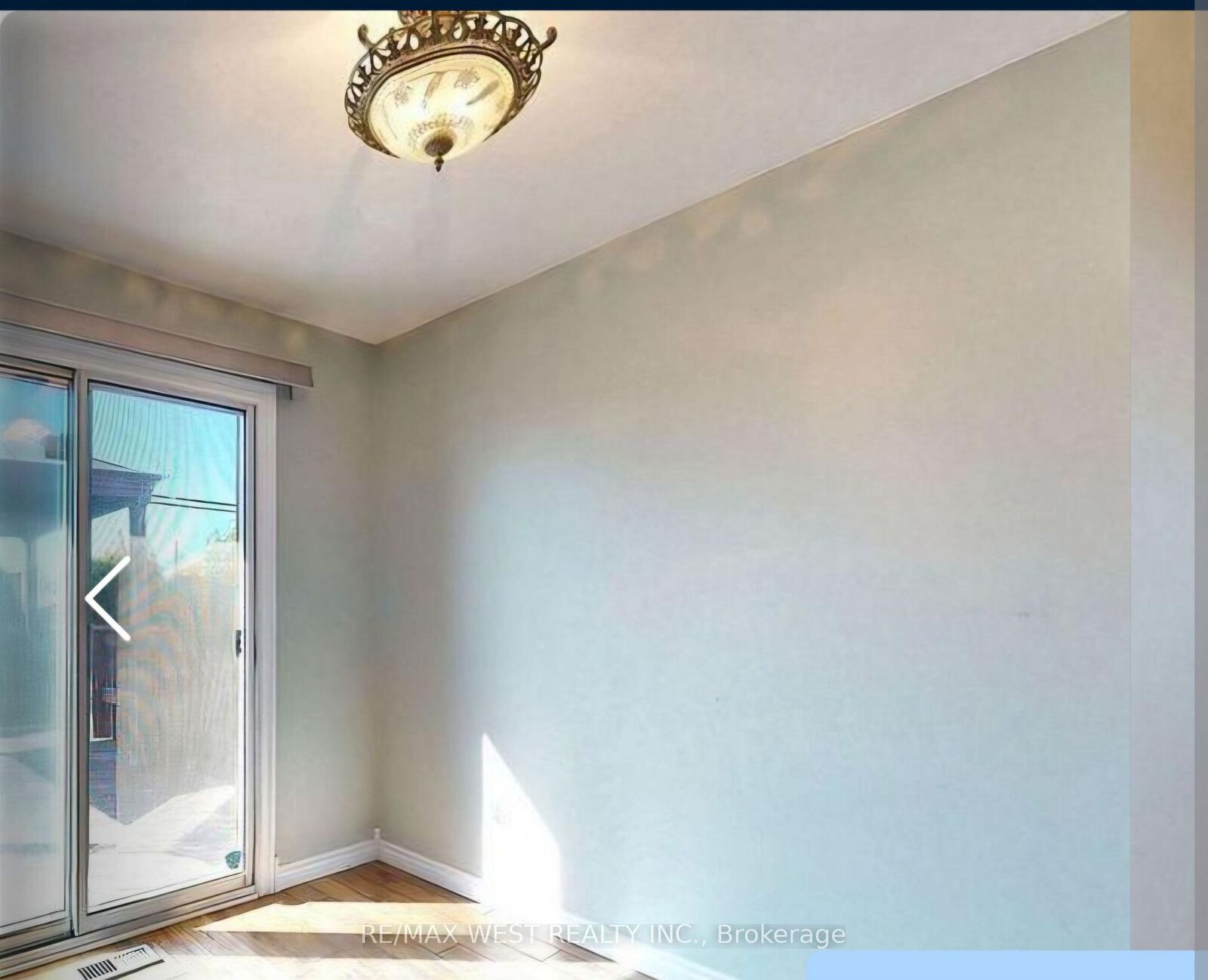 Property Photo:  517 Fairleigh Avenue  ON L1J 2W7 