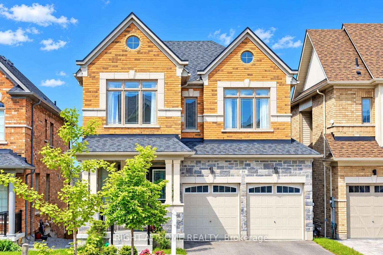Property Photo:  59 Hydrangea Hollow  ON L9N 0T1 
