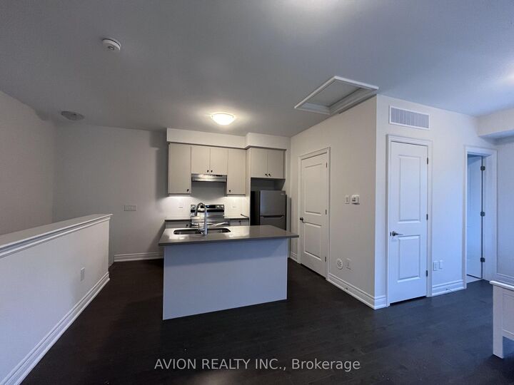 Property Photo:  6 Fred Lablanc Drive E Coach  ON L6B 1R8 