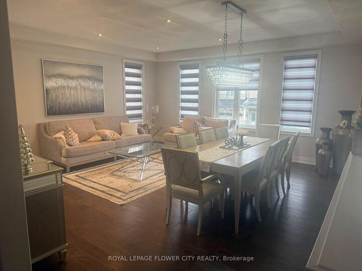 Property Photo:  41 Cape Dorset Crescent  ON L6R 3K9 