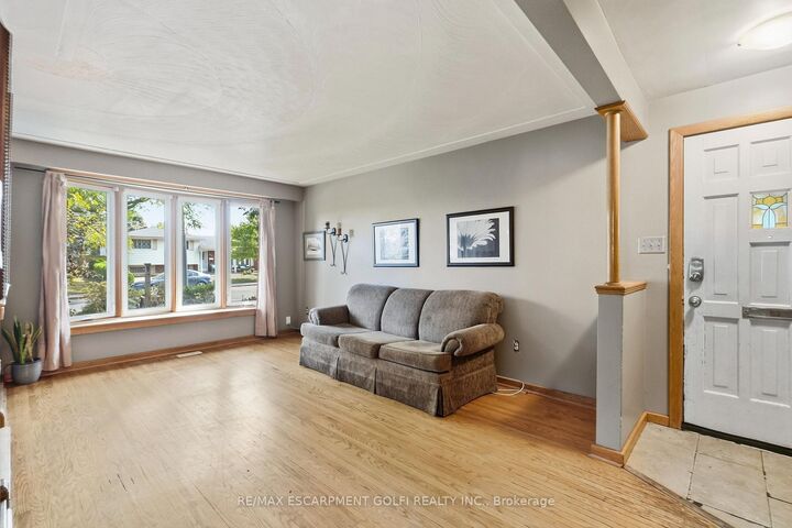 Property Photo:  106 Victor Boulevard  ON L9A 2V4 