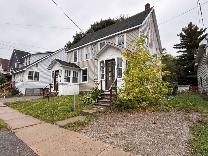 Property Photo:  182 Woodward Avenue  ON P6A 3T7 