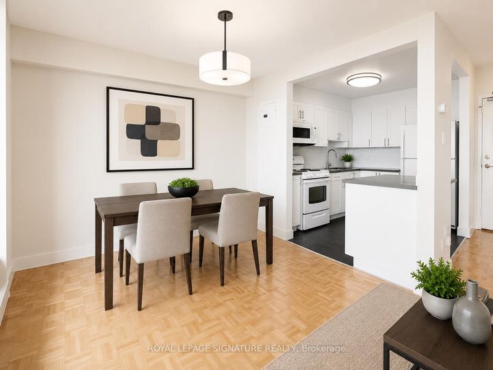 Property Photo:  666 Spadina Avenue 410  ON M5S 2H8 