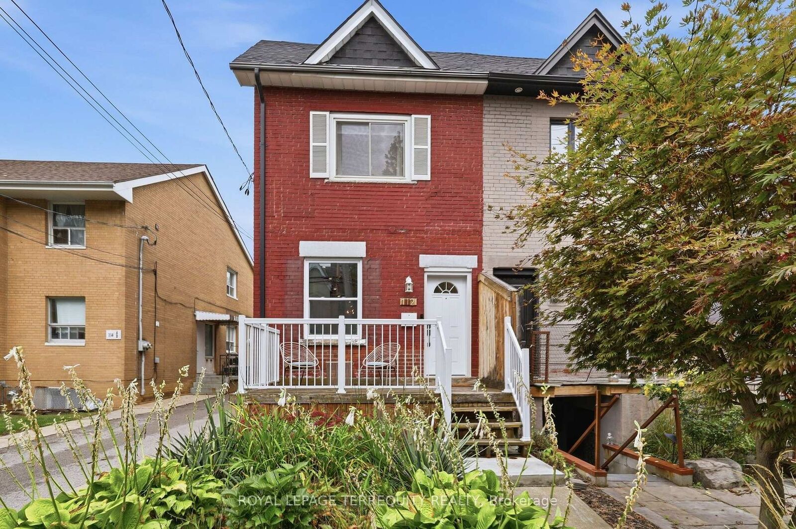 Property Photo:  112 Maria Street  ON M6P 1W4 