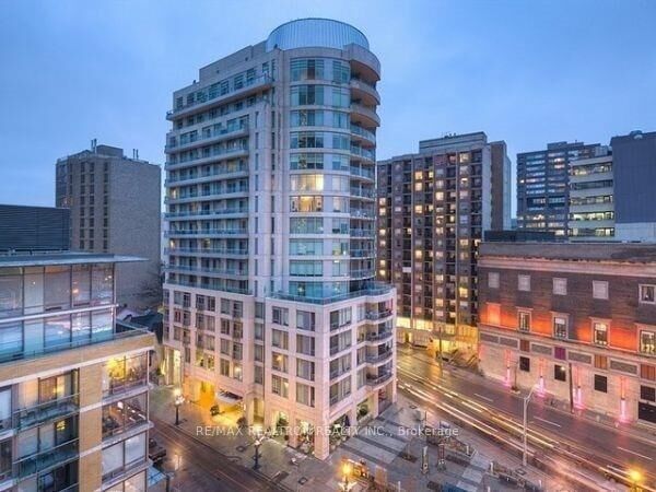 Property Photo:  8 Scollard Street L707  ON M5R 1M2 