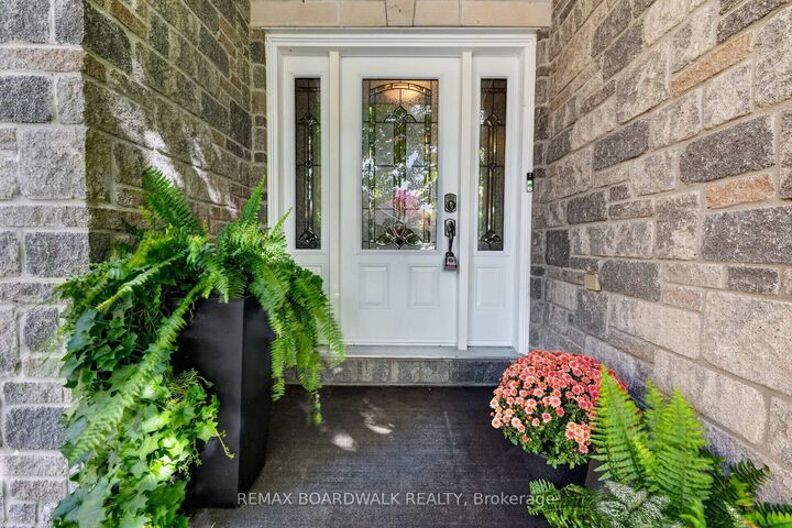 Property Photo:  35 Honore Crescent  ON K0A 2M0 