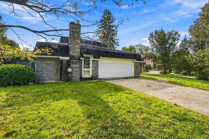 Property Photo:  287 Blue Heron Ridge  ON N3H 3H1 