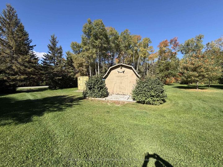 Property Photo:  722027 Grandview Drive  ON P0J 1P0 
