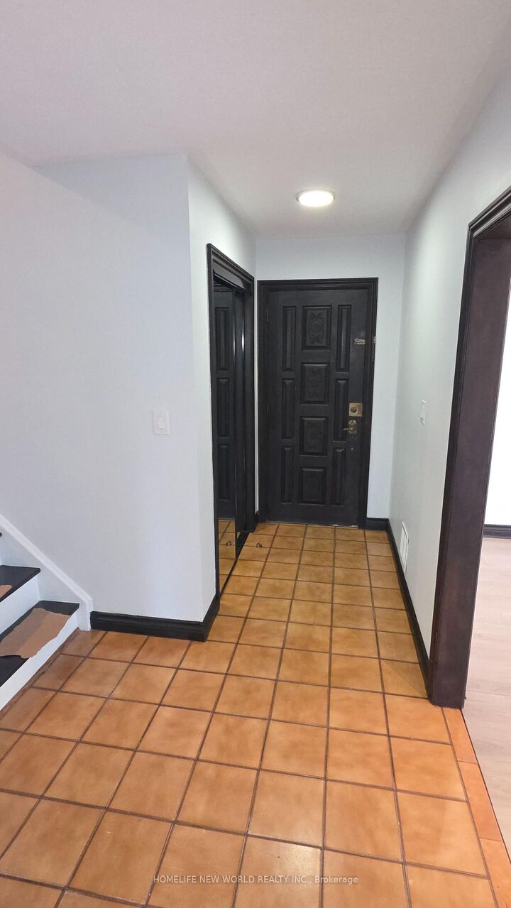 Property Photo: 26 Murchison Crescent N ON M9V 3P6