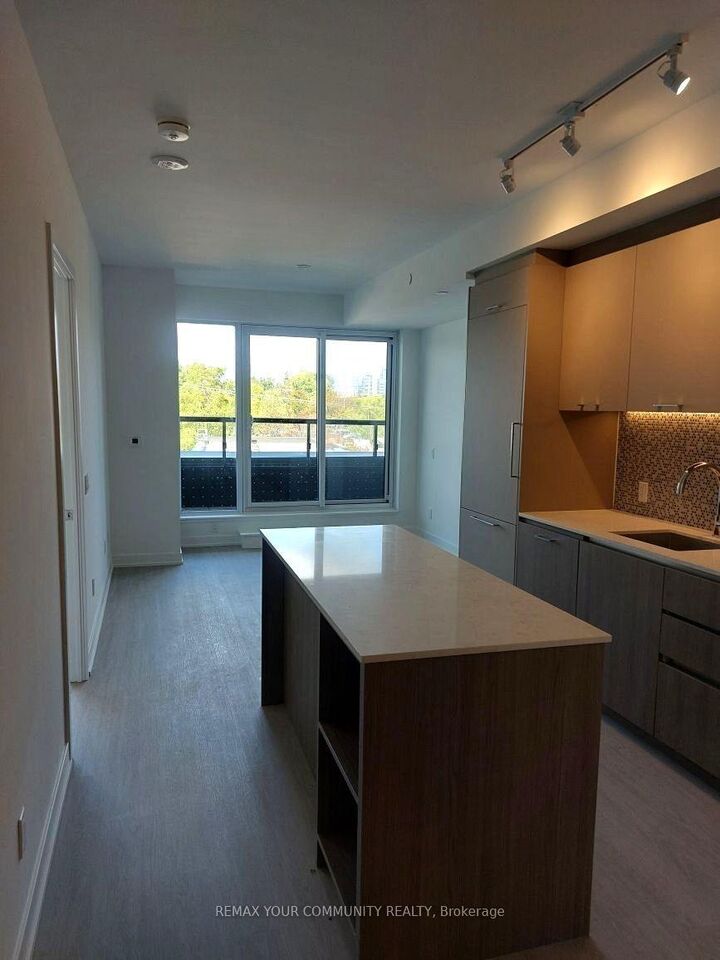 Property Photo:  8188 Yonge Street 410  ON L4J 0M2 