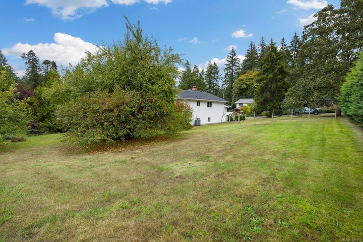 Property Photo:  6450 Abbey Rd  BC V9L 4T6 