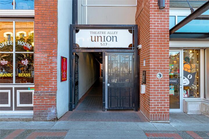 Property Photo: 517 Fisgard St #501 BC V8W 0C5