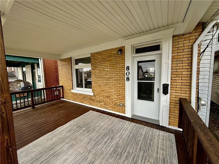 Property Photo:  808 Bayridge Ave  PA 15226 