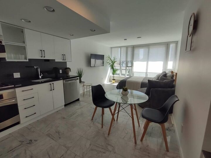 Property Photo:  833 Seymour Street 706  BC V6B 0G4 