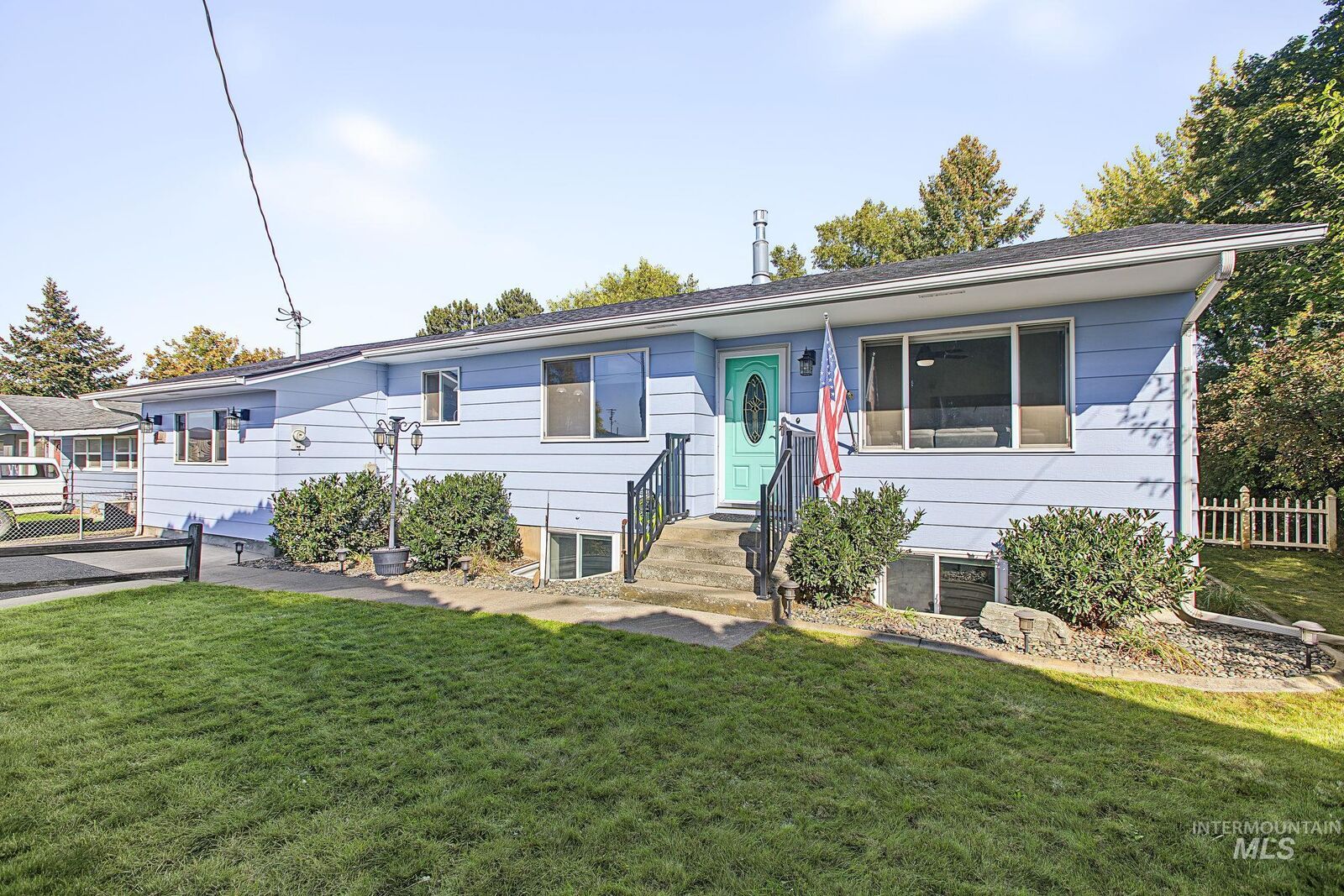 Property Photo:  409 Bryden Ave  ID 83501 