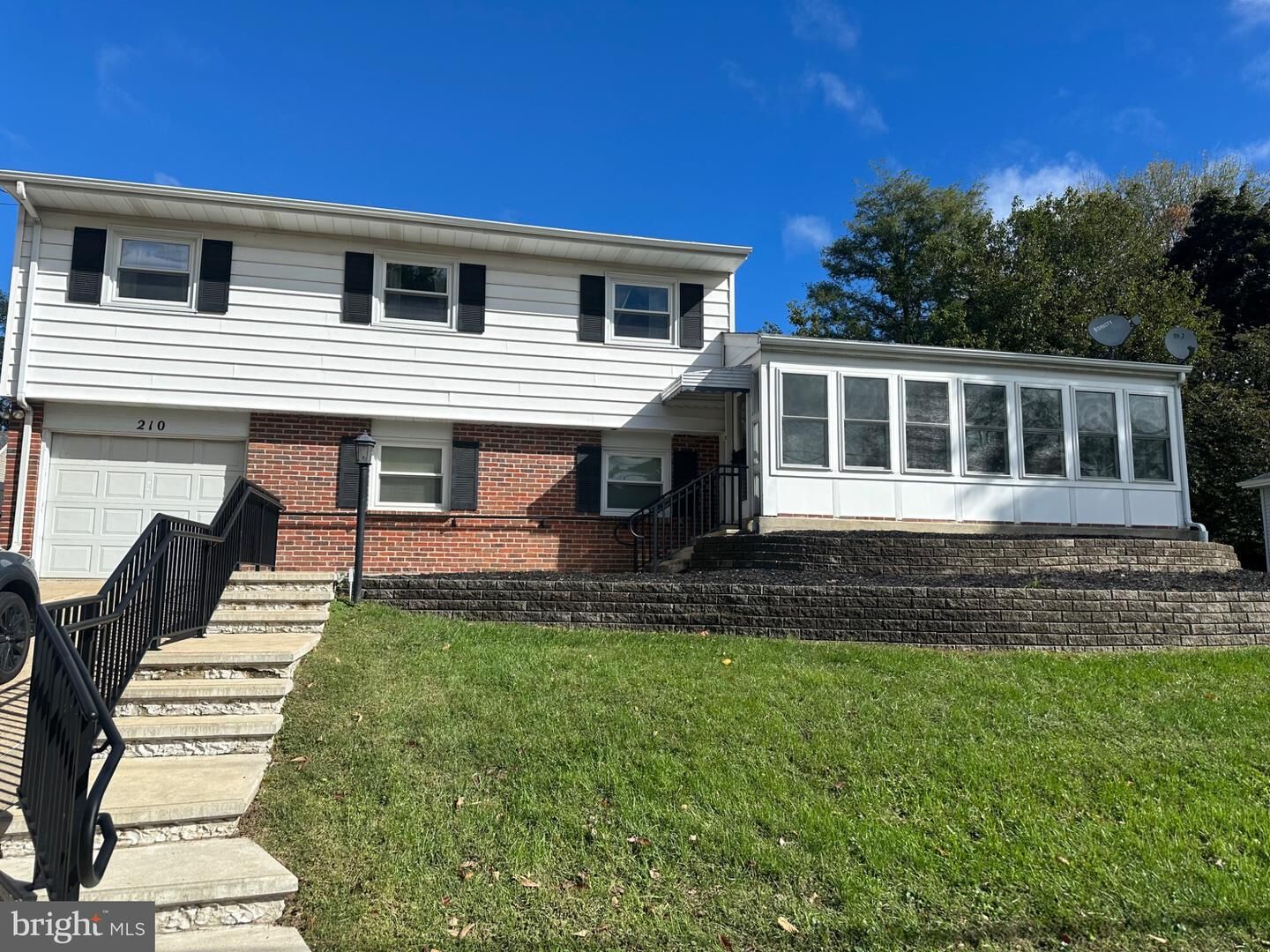 Property Photo:  210 Morningside Drive  NJ 08618 