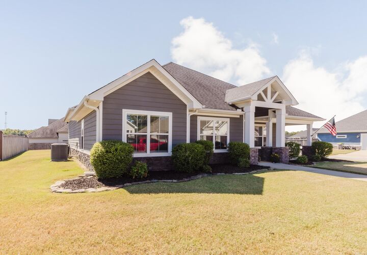 Property Photo:  4309 Sloan Drive  AR 72022 