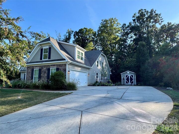 Property Photo:  4157 Nottaway Place Drive  NC 28105 