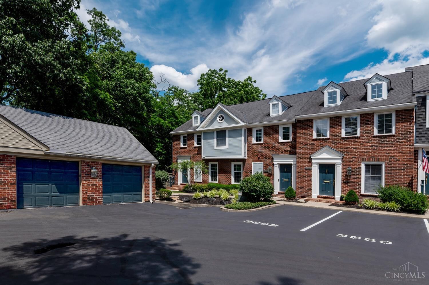 Property Photo: 3658 Herschel Avenue OH 45208