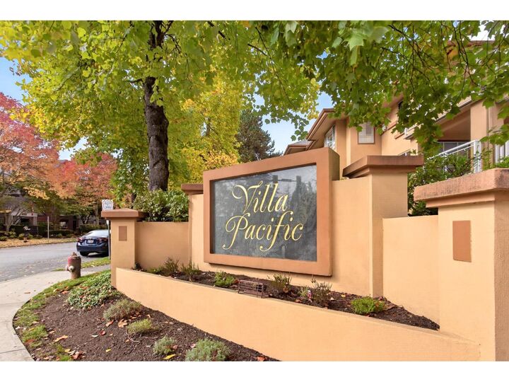 Property Photo:  15155 22 Avenue 208  BC V4A 9T4 