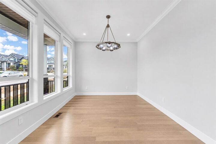 Property Photo: 16520 20A Avenue BC V3Z 0X6