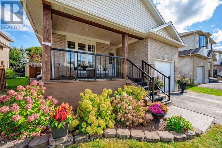 Property Photo:  45 Peglar Crescent  ON N1M 3T3 