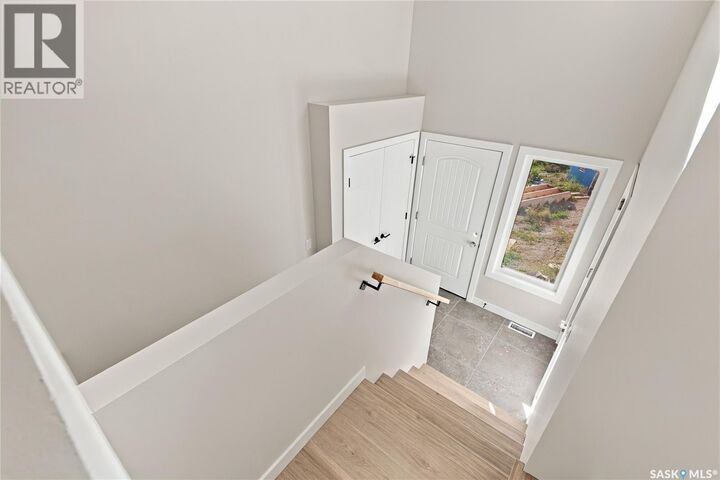 Property Photo:  526 Kinloch Court  SK S7M 5X1 