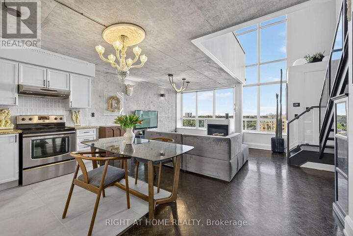 Property Photo:  250 Manitoba Street 612  ON M8Y 4G8 