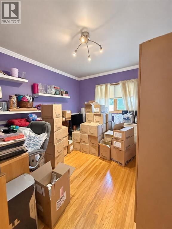 Property Photo:  1432 Russet Road Northeast  AB T2E 5L6 