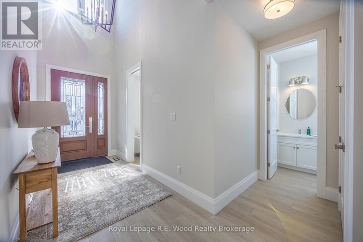 Property Photo: 9 Greenhill Drive ON N4G 0L4