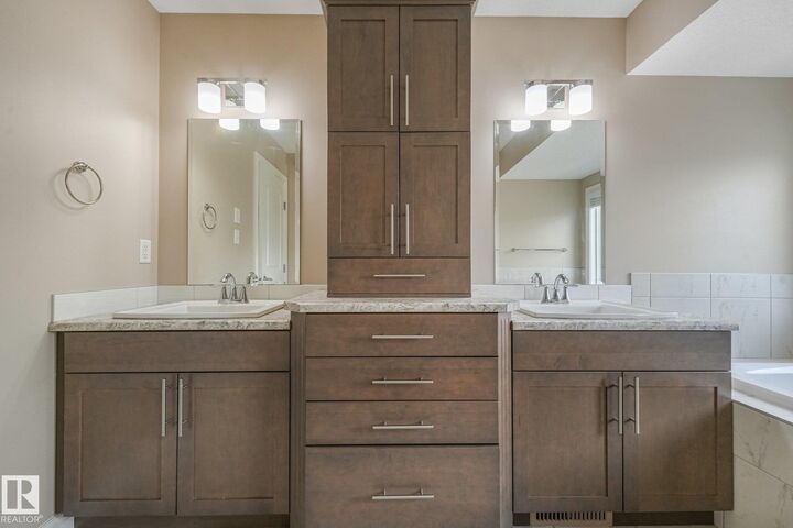 Property Photo:  2304 89 Street SW  AB T6X 2C3 