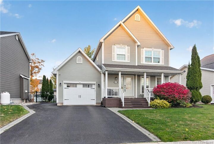 Property Photo:  203 Twin Oaks Drive  NB E1G 4W4 