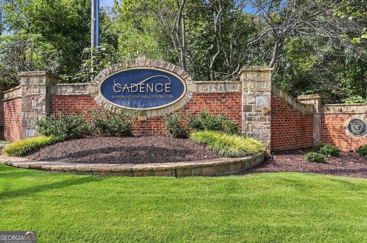 Property Photo: 318 Lakeside Trace GA 30115