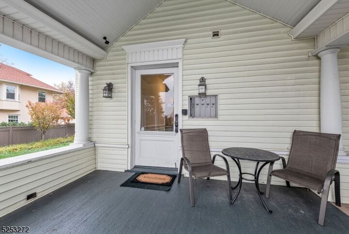 Property Photo:  7 Norwood Ave 4  NJ 07901 