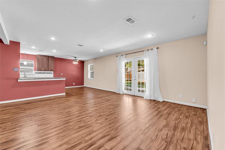 Property Photo:  7422 Jackwood Street  TX 77074 