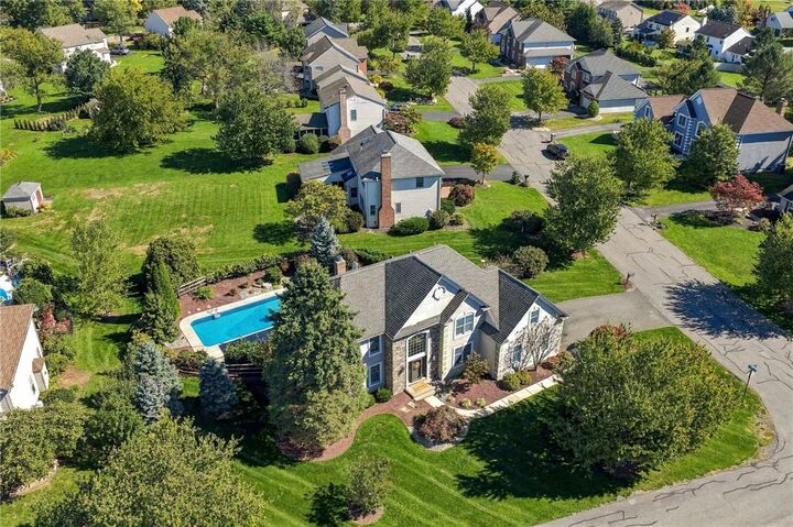 Property Photo:  8477 Oak Knoll Street  PA 18051 