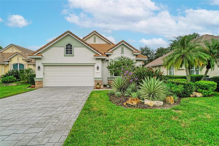 Property Photo: 7816 Heritage Classic Court FL 34202