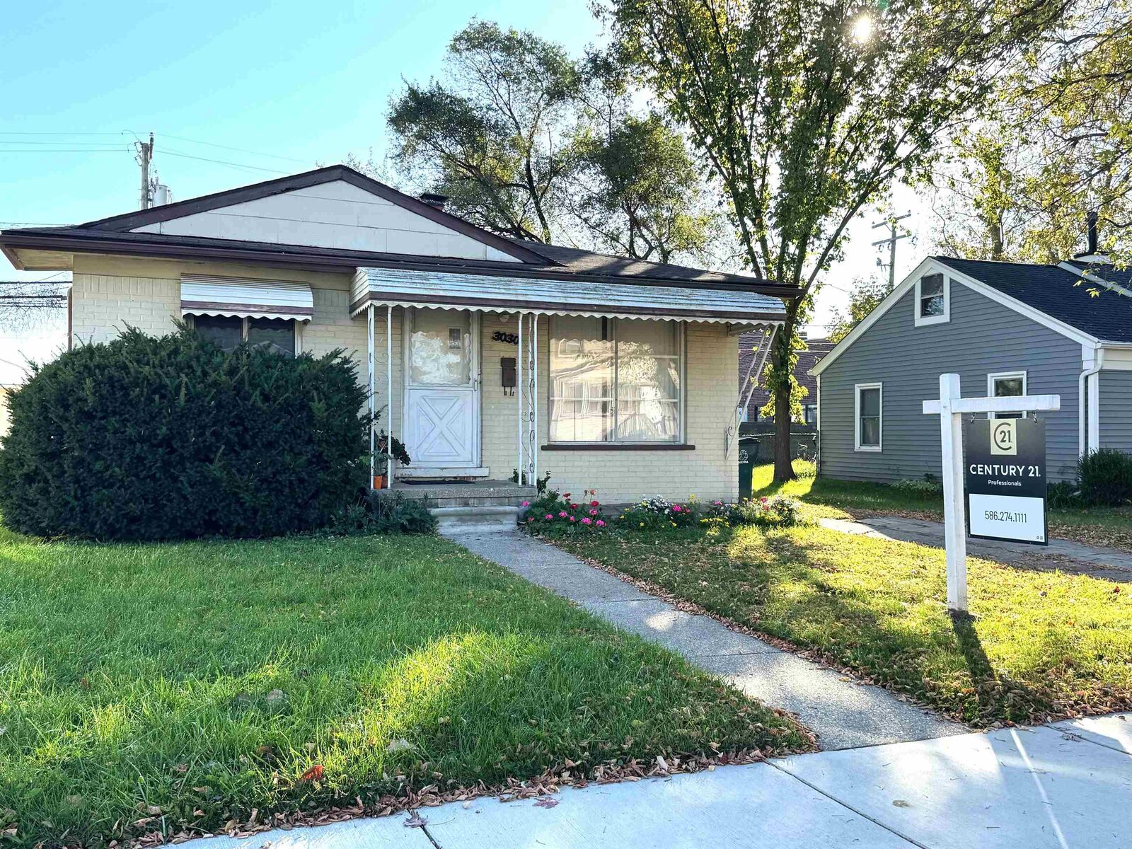 Property Photo:  3030 Goodrich Street  MI 48220 