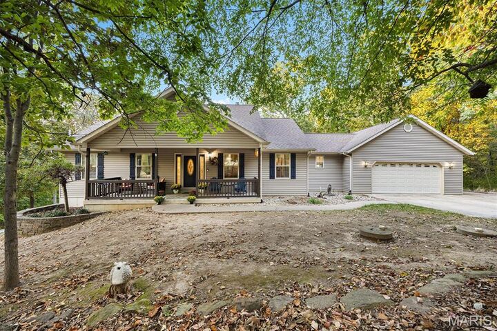 Property Photo:  6107 Briar Trail  IL 62298 