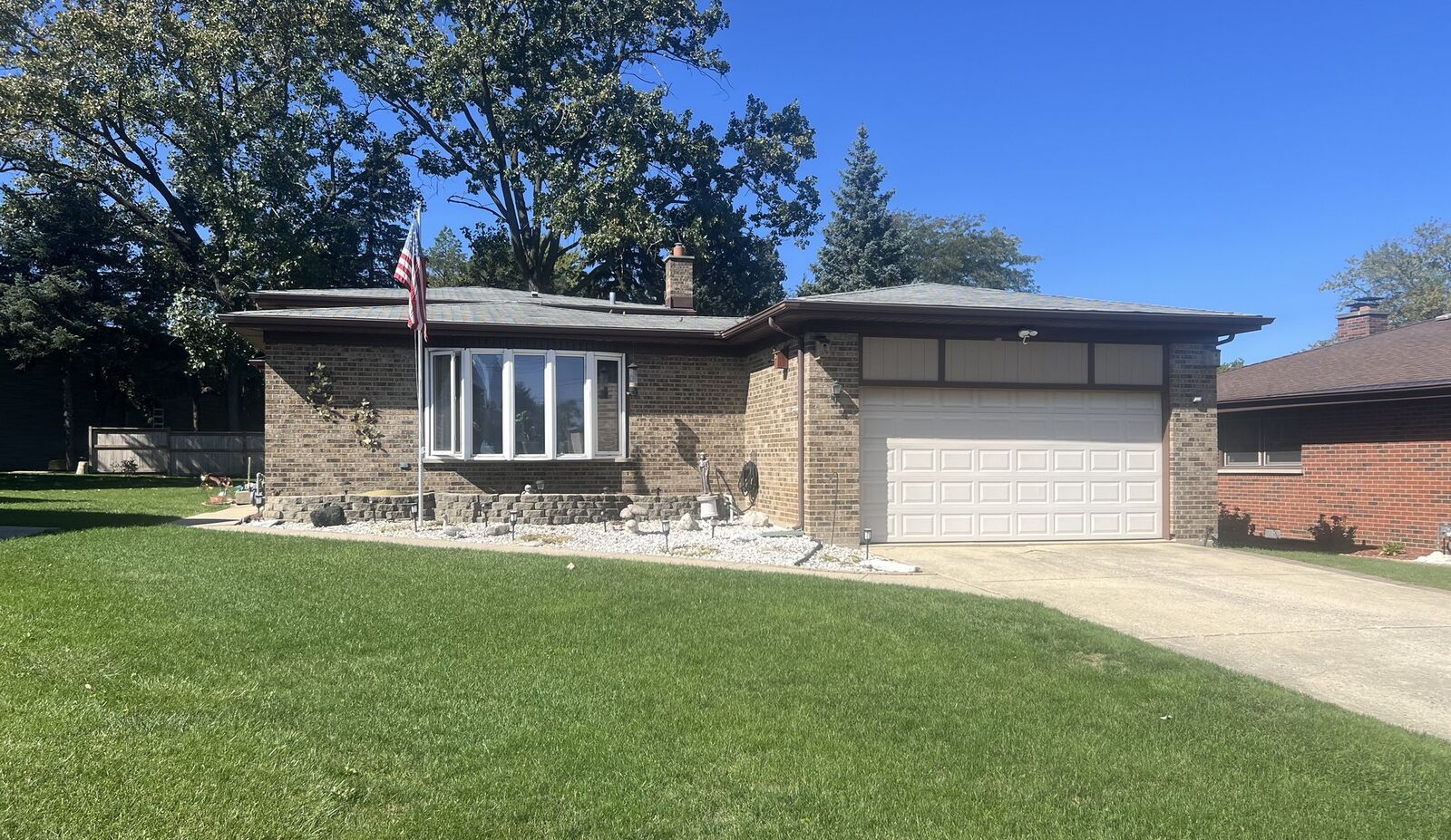 Property Photo:  3004 S Lynn Court  IL 60056 